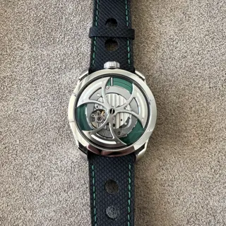 M.A.D.1 - Green "Luck Clover" Full Set Like New