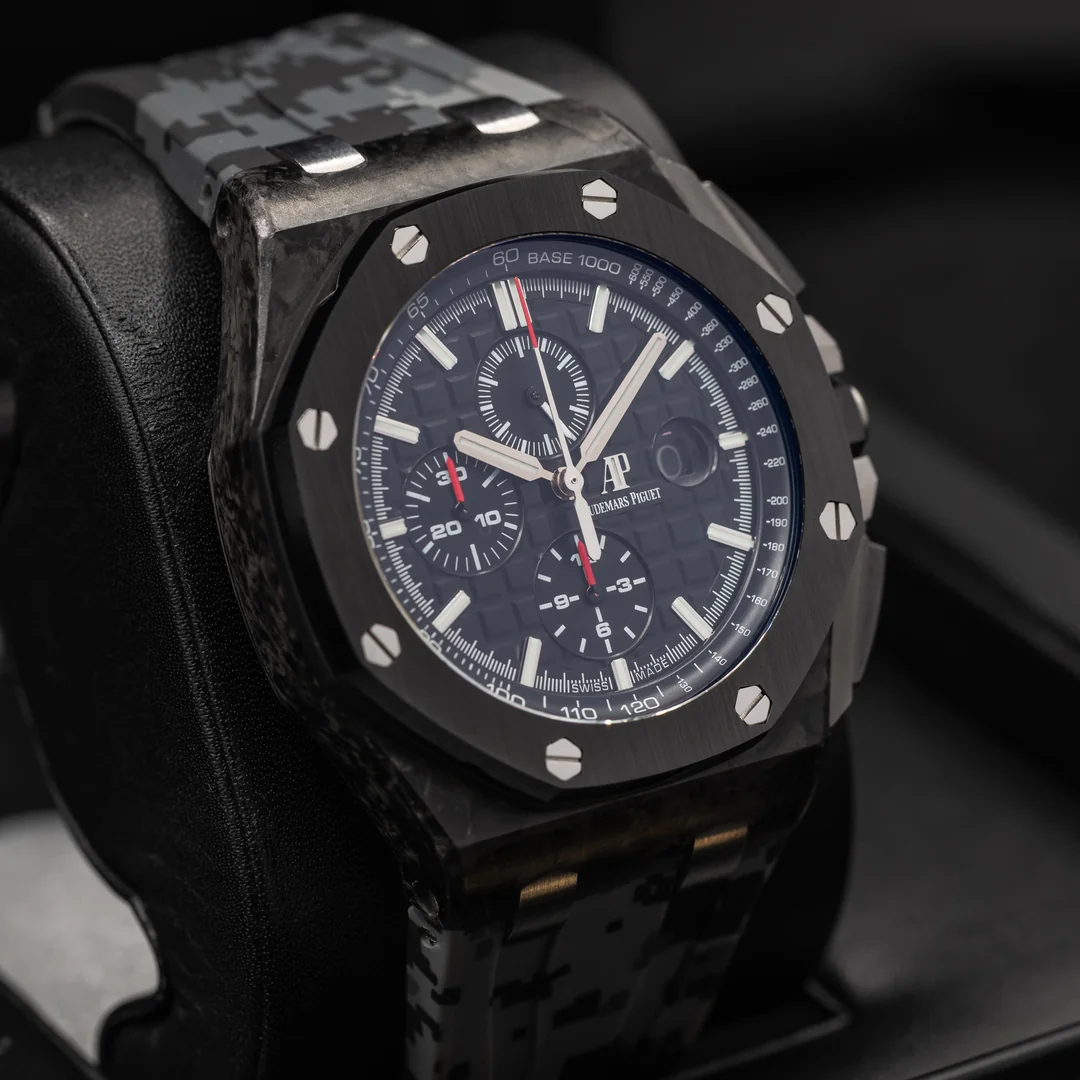 Audemars Piguet Royal Oak Offshore in Forged Carbon, 44mm Ceramic bezel ...
