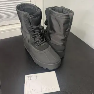 yeezy 950 pirate black Sz 11.5 used no box $240 price reduction