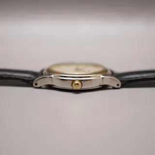 Seiko Spirit 7N01-6880 Two Tone Gold Tone Quartz Ladies Watch - $60