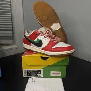 Nike dunk low habibi sz 8.5 clean og box $350 final price reduction