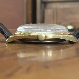 Vintage beauties from Oris, Omega, and Helbros, and an aventurine, jump-hour Sugess