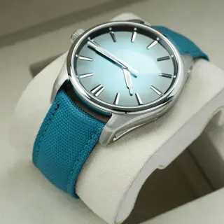 H. Moser & Cie. Pioneer Centre Seconds 43mm Mega Cool Blue Lagoon 3200-1214 Complete