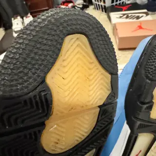 Jordan 4 Travis Scott size 10.5m: $600 invoiced and shipped obo