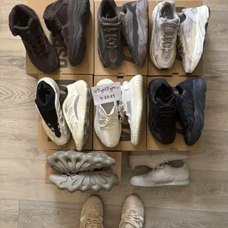 YEEZY’S Size 9.5-10M.  VNDS & USED STEALS!!!