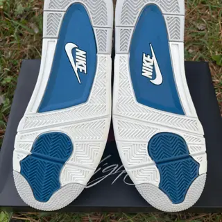 Jordan 4 Military Blue 2024 size 10.5 $165