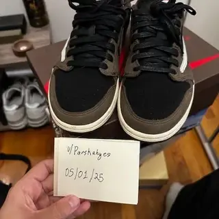 Jordans / Nikes sz 10.5