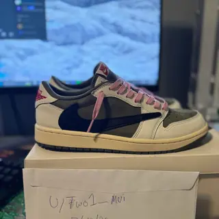 Travis Scott olives size 9 480$ OG all