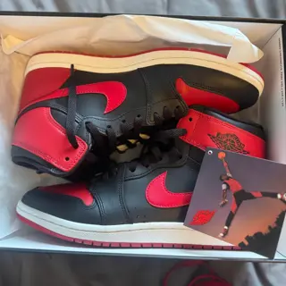 Making Room For Incoming Pairs Off White AF 1 SZ 12 VNDS $625, AJ1 85 Bred SZ 11.5 VNDS $475, AJ1 Union LA $275  SZ 12 VNDS. All prices are invoiced and shipped and OBO