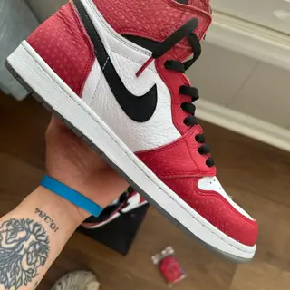 Jordan 1 Origin Story size 11.5, condition 8/10 - $290 SHIPPED and fees included!