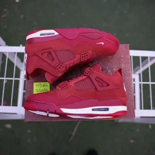 DS AJ4 Brick By Brick Size 9 $430