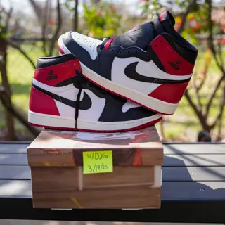 Jordan 1 High Black Toe Reimagined Sz 10.5 $130