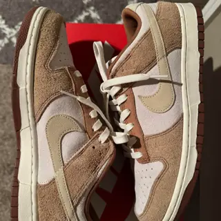 Nike Dunk Low “Medium Curry” size 10.5 used $100 shipped/invoiced