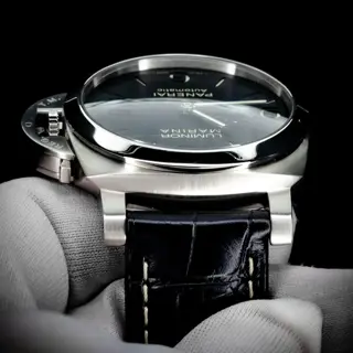 2022 Panerai PAM01312 – Closed Case Back – Near Mint – Full Set