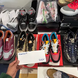 Various pairs, Nike, Jordan, etc ($70+)