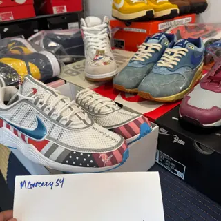 Various pairs, Nike, Jordan, etc ($70+)