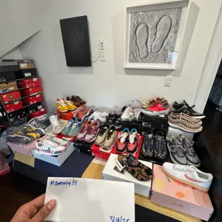 Various pairs, Nike, Jordan, etc ($70+)