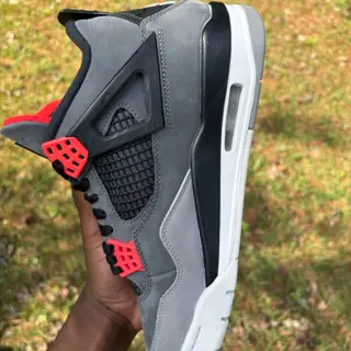 Jordan 4 infrared size 7.5 $100