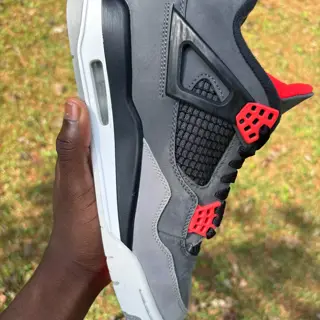 Jordan 4 infrared size 7.5 $100