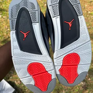 Jordan 4 infrared size 7.5 $100