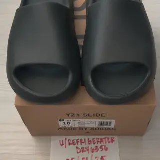 DS Yeezy 350 V2 (Butter) Sz 9.5M - $170 // Worn Yeezy Slides (Dark Onyx) Sz 10M - $100
