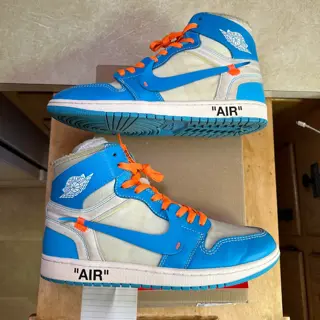 *PRICE DROP* Pre-Owned - Size 11 - Off White Jordan 1 - UNC - {$750}