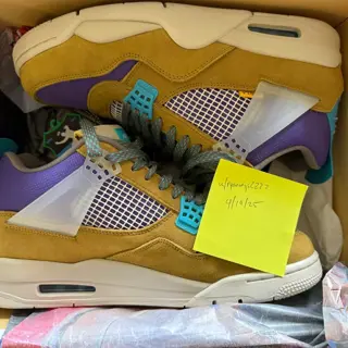 Union Jordan 4 Desert Moss - 9/10 worn once. $300