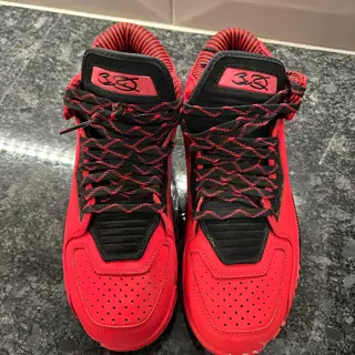 Li Ning Way of Wade 2 Red Danger PE 10.5 Used 150$
