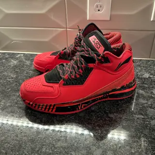 Li Ning Way of Wade 2 Red Danger PE 10.5 Used 150$