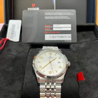 Tudor 1926 41mm , Tissot Visodate Powermatic 80 42mm, Dan Henry 1962 39mm Evil Panda