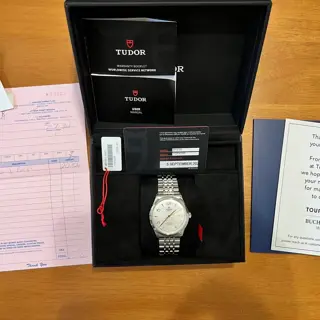Tudor 1926 41mm , Tissot Visodate Powermatic 80 42mm, Dan Henry 1962 39mm Evil Panda