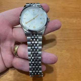 Tudor 1926 41mm , Tissot Visodate Powermatic 80 42mm, Dan Henry 1962 39mm Evil Panda
