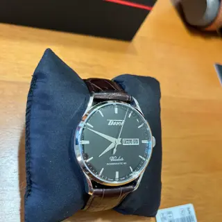Tudor 1926 41mm , Tissot Visodate Powermatic 80 42mm, Dan Henry 1962 39mm Evil Panda