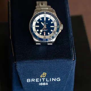 Breitling Superocean Automatic 42mm in Blue dial.