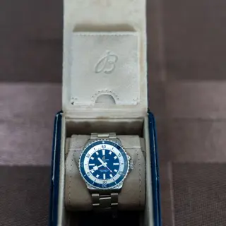 Breitling Superocean Automatic 42mm in Blue dial.