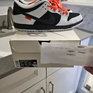 Nike SB Tightbooth- Used- 11M