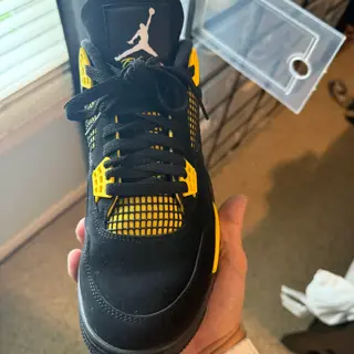 Thunder 4 worn once