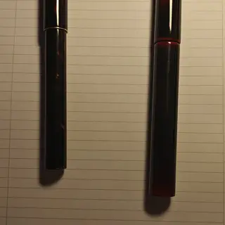 2 Manu propria urushi pens