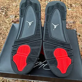 Jordan 4 red thunder size 12 $235‼️