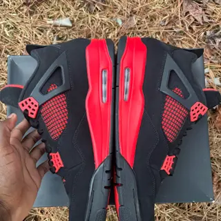 Jordan 4 red thunder size 12 $235‼️