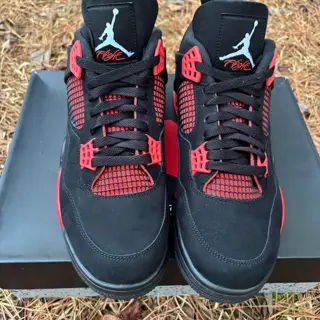 Jordan 4 red thunder size 12 $235‼️