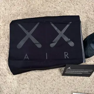 Size 10- DS Jordan 4 x Kaws Black. OG all