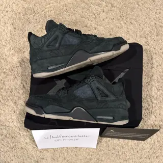 Size 10- DS Jordan 4 x Kaws Black. OG all