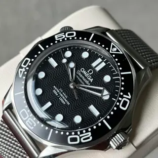 Omega Seamaster SMP300 - New Black Dial + Mesh Bracelet - 210.30.42.20.01.010 - Full Set