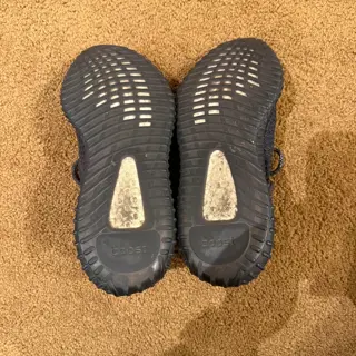 Yeezy 350v2 Static Black Sz11 $120