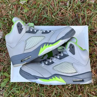 Jordan 5 Green beam size 9 $85