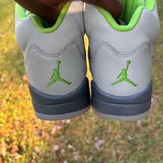 Jordan 5 Green beam size 9 $85