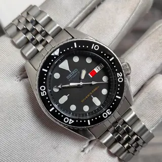 Seiko Divers SKX013 All Original Jubilee Bracelet + Ceramic Insert - $240