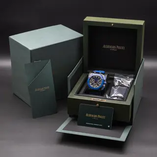 Audemars Piguet Royal Oak Offshore Chronograph 43mm Ceramic AP 26420ce - Complete Set 2023