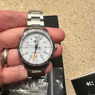 Christopher Ward C63 Sealander 39mm White Dial less than 2 months old